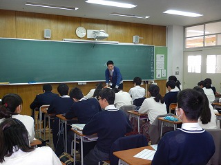 中学の取り組み 総合学習 先生からの進路の話 関西大倉中学校 高等学校